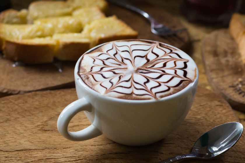 flower designed latte